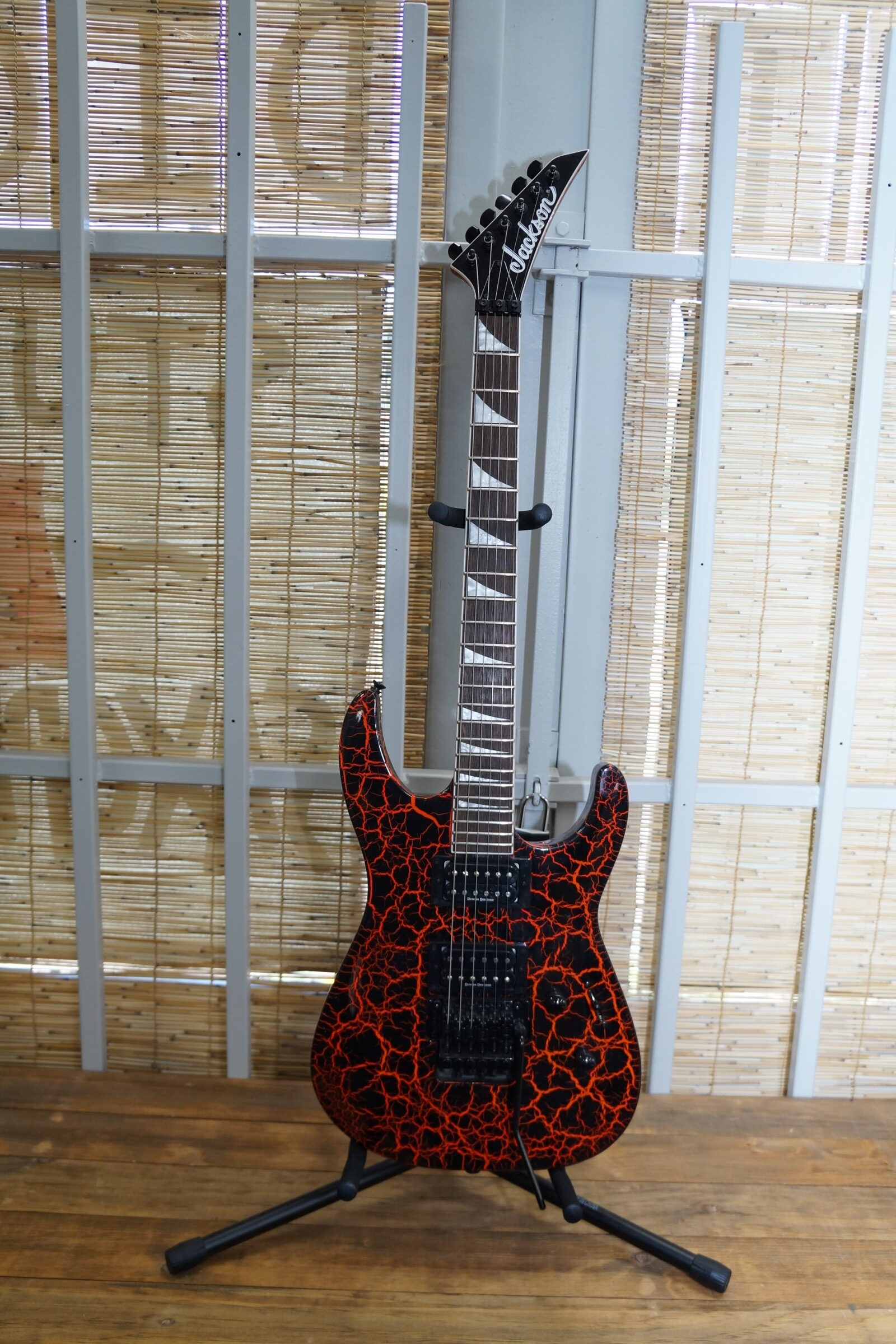 Jackson X Series Soloist SLX Crackle - Orange/Red with Case