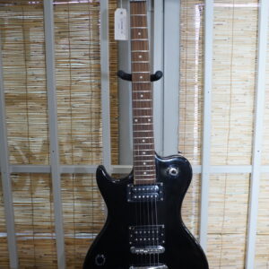 Silvertone by Samick Classic LP100 Style Electric Guitar: LH in Midnight Black