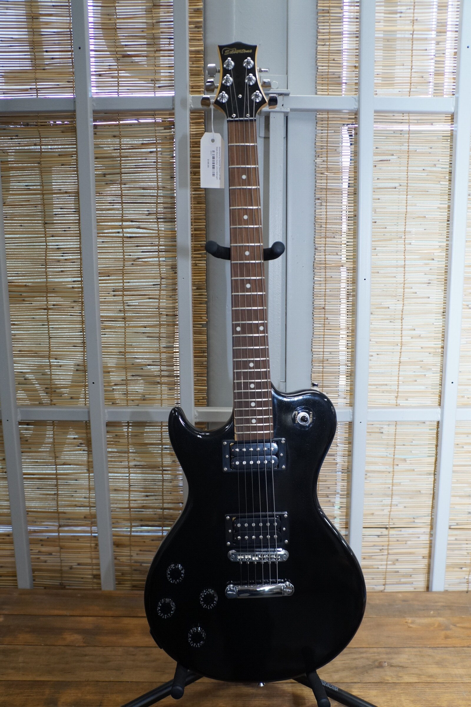 Silvertone by Samick Classic LP100 Style Electric Guitar: LH in Midnight Black