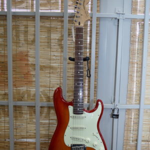 Squier 2007 Standard Stratocaster with Big Headstock in Cherry Burst