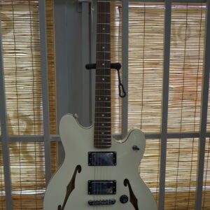 Affinity Starcaster Semi-Hollow Deluxe in Olympic White