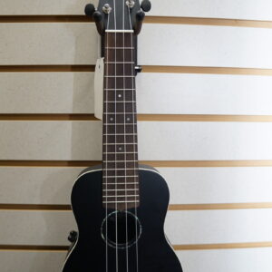 Ovation Ukulele A/E w/ Bag: UCS-5E