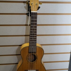 Snail Ukulele with Bag