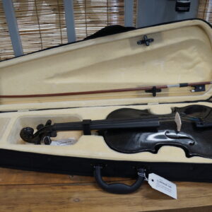 Violin: 4/4 2000 Mendini Black Student Violin - Case and Bow